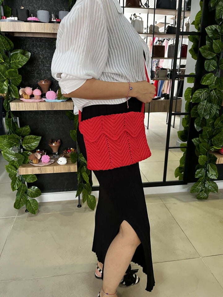 Kırmızı El Emeği Omuz Çantası
