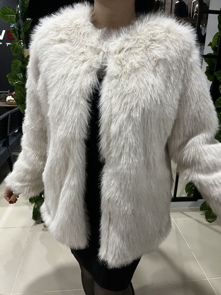 Ekru Rahat Kalıp Kısa Kürk