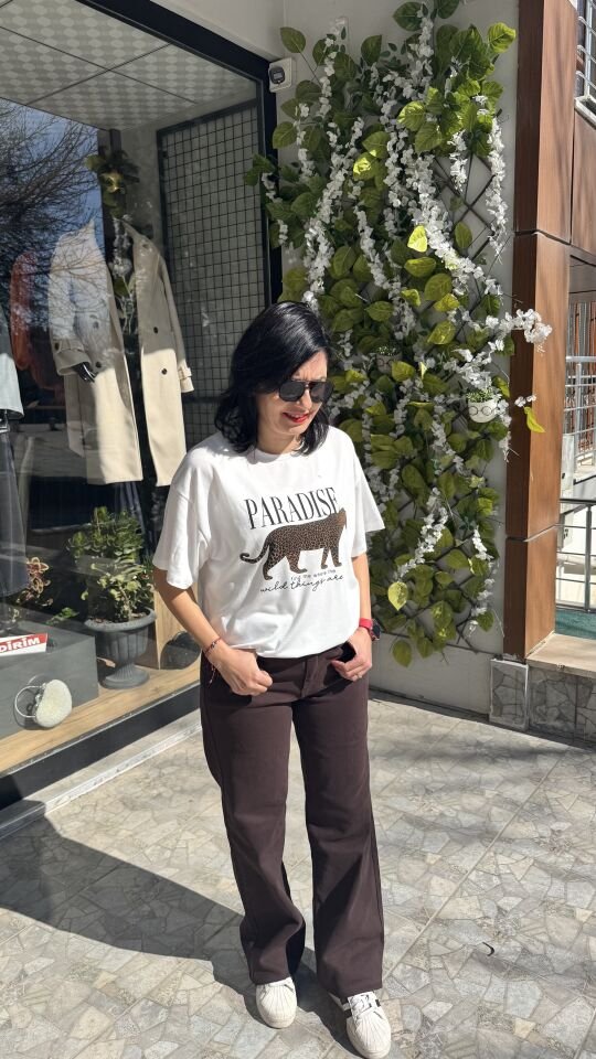 Leopar Baskılı Oversize Beyaz Tişört