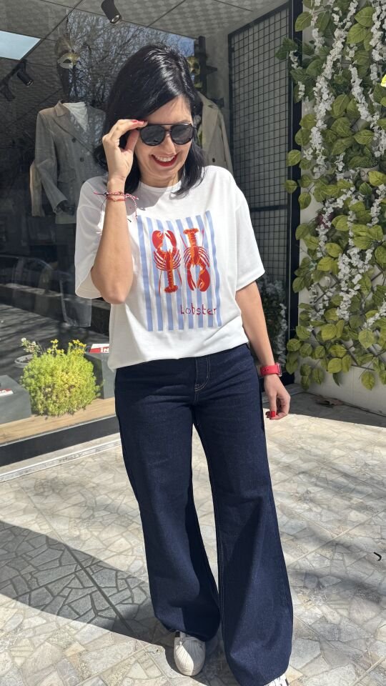 Istakoz Baskılı Oversize Beyaz Tişört