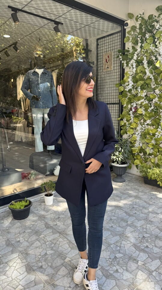 Yün Efekt Kumaş Tek Düğmeli Lacivert Blazer Ceket