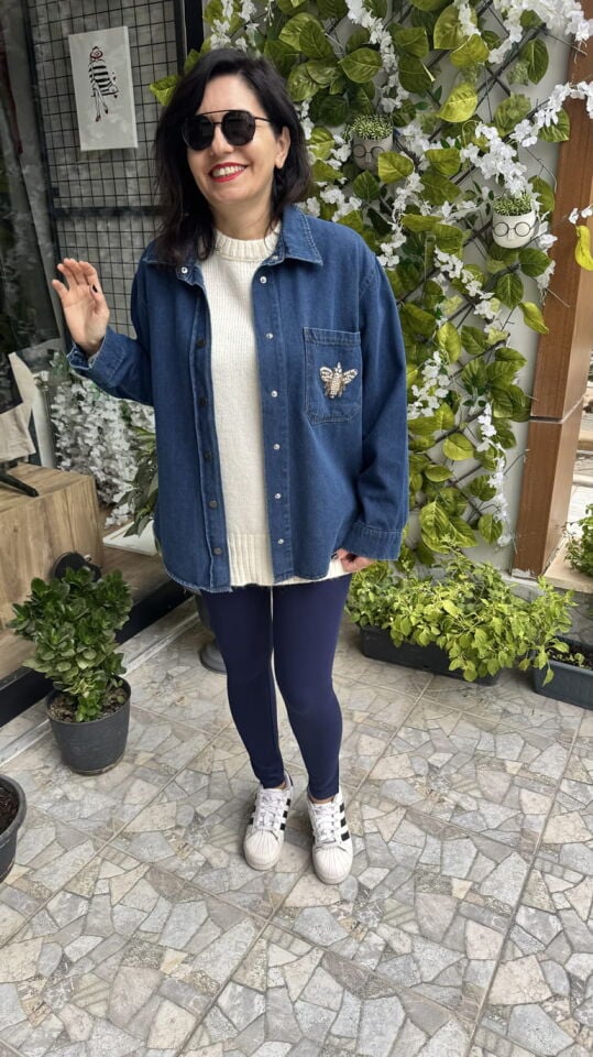 Arı Detaylı Mavi İnce Kot Ceket