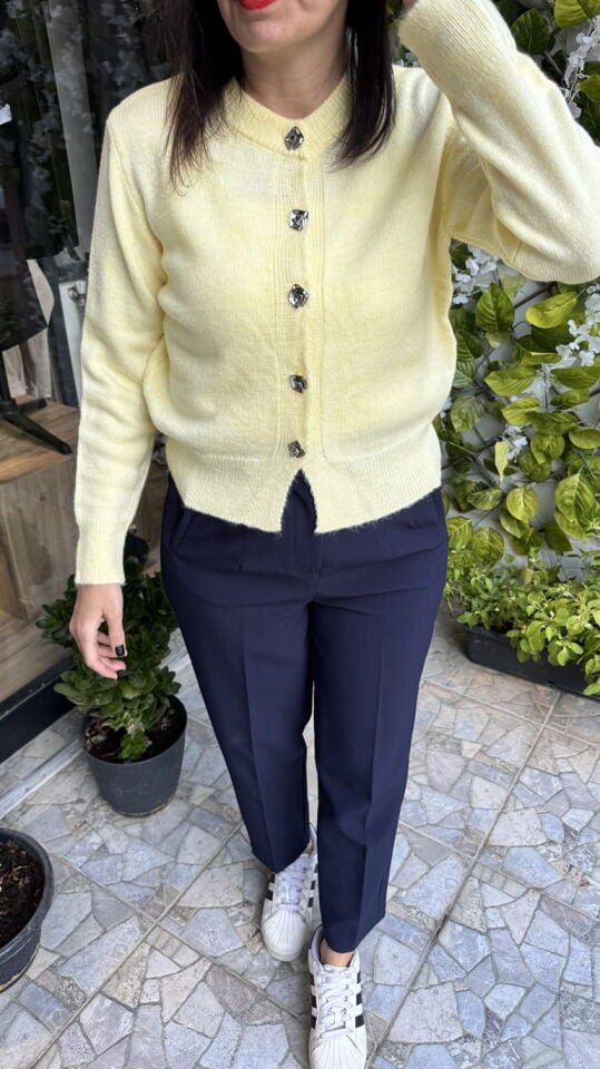 Limon Sarısı Yumuşak Bisiklet Yaka Kısa Parlak Düğme Detaylı Hırka