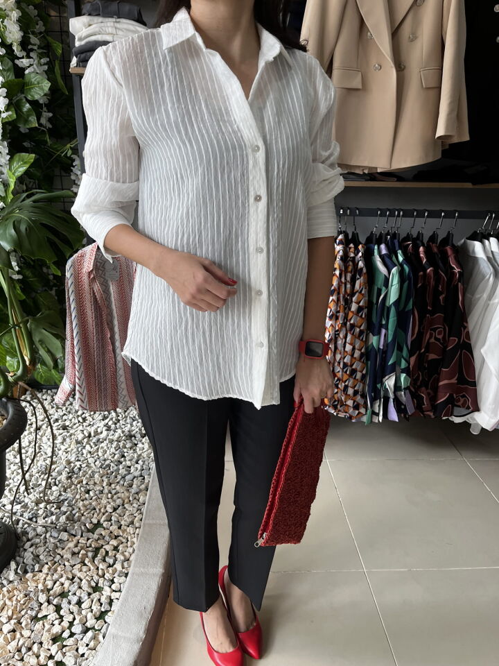 İpek Pamuk Karışımı Beyaz Çizgi Detaylı Gömlek