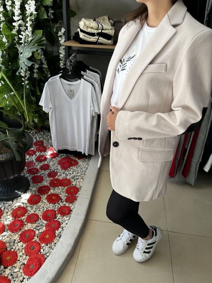 Ekru Kolu Deri Detaylı Balıksırtı Desenli Oversize Blazer Ceket