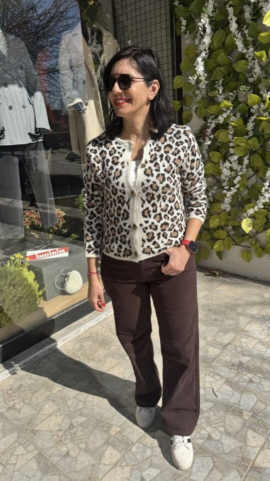 Kısa Leopar Triko Hırka